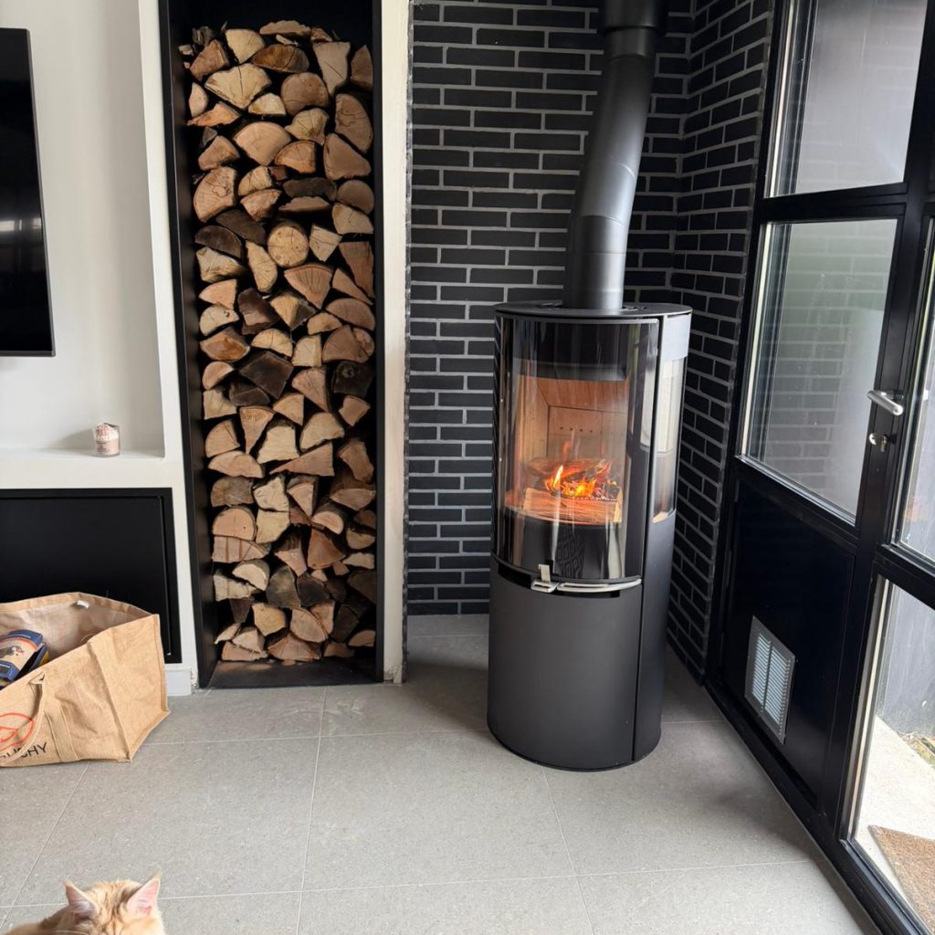 WhatsApp Image 2026-04-01 at 15.41.01